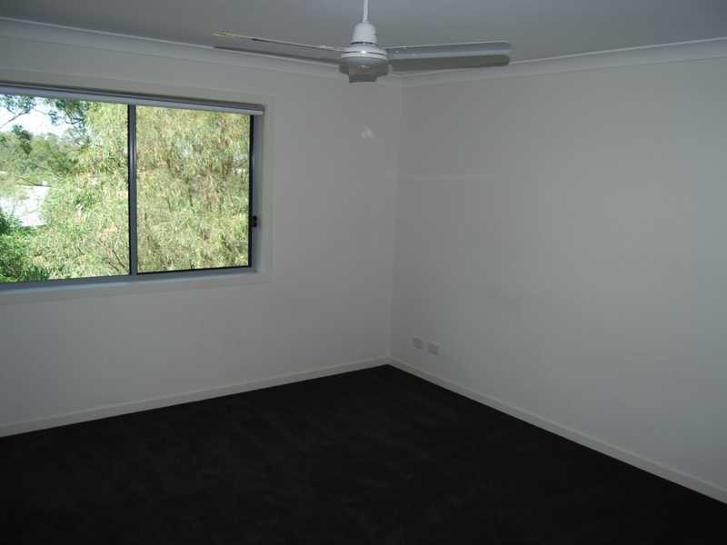 Unit 5/16 – 18 Geoff Wolter Drive, Molendinar QLD 4214