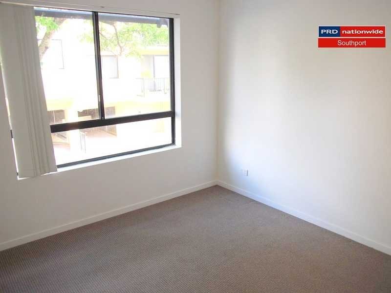 Unit 6/15-17 Lloyd Street, Southport QLD 4215