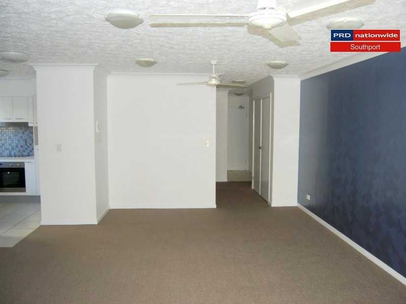 Unit 1/15-17 Lloyd Street, Southport QLD 4215