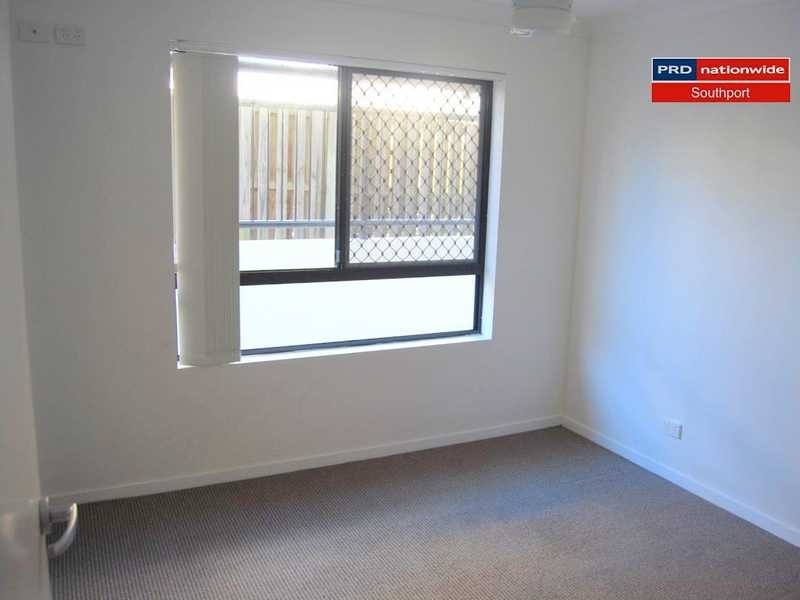 Unit 1/15-17 Lloyd Street, Southport QLD 4215