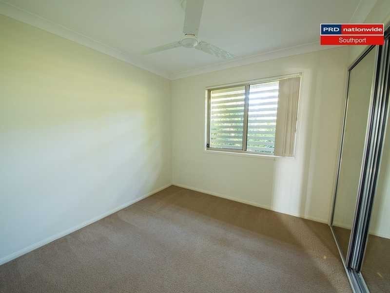 1/32-34 Margaret Street, Southport QLD 4215