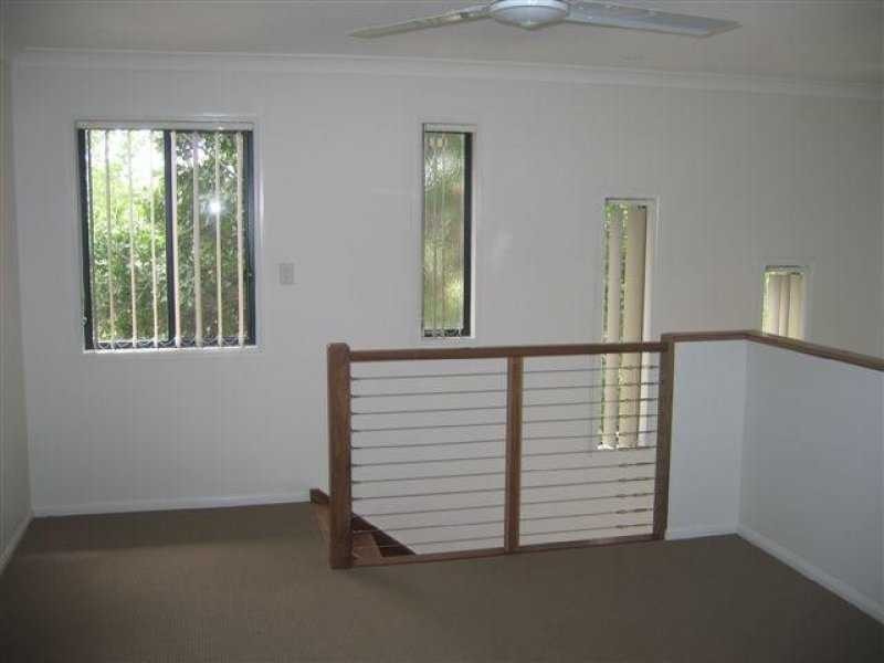 3/100 Imperial Parade, Labrador QLD 4215