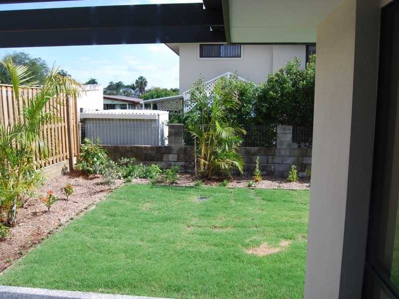 3/100 Imperial Parade, Labrador QLD 4215