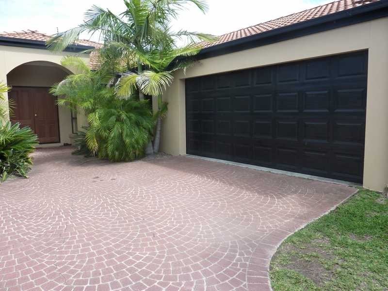 80 Daintree Drive, Parkwood QLD 4214