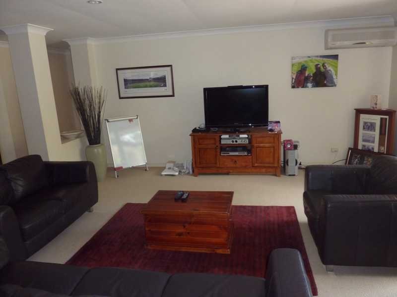 80 Daintree Drive, Parkwood QLD 4214