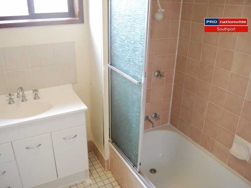 Unit 4/9 Rose Street, Southport QLD 4215