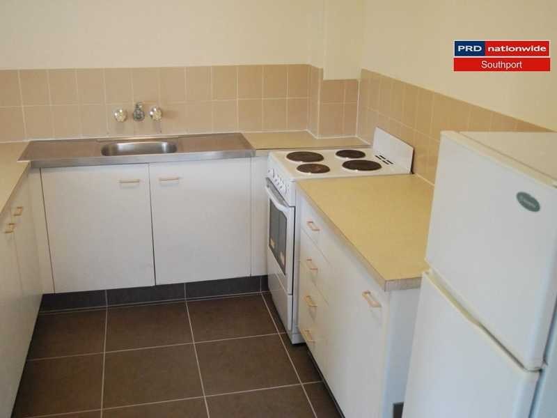 Unit 4/9 Rose Street, Southport QLD 4215