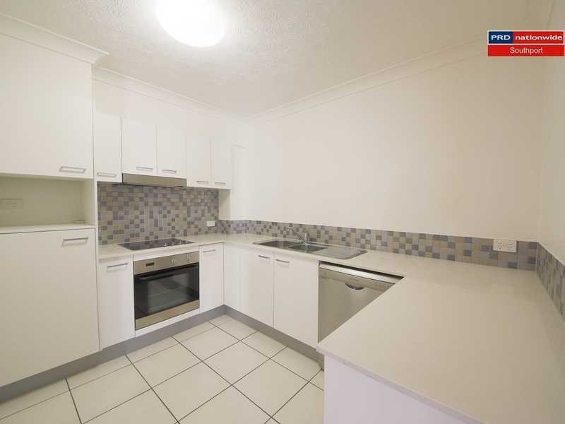 Unit 25/15 -17 Lloyd Street, Southport QLD 4215