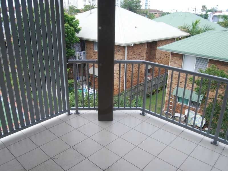 7/131 Muir Street, Labrador QLD 4215