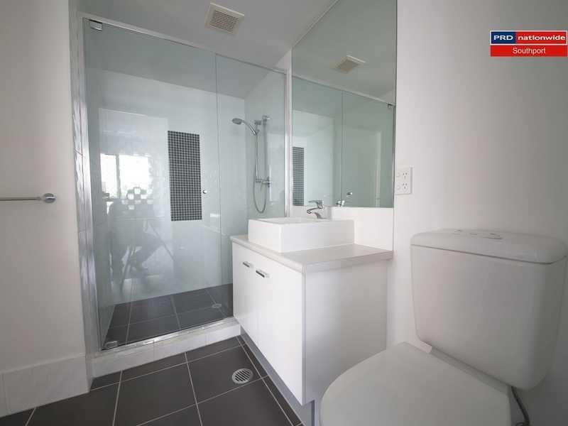 Unit 4/15-17 Lloyd Street, Southport QLD 4215