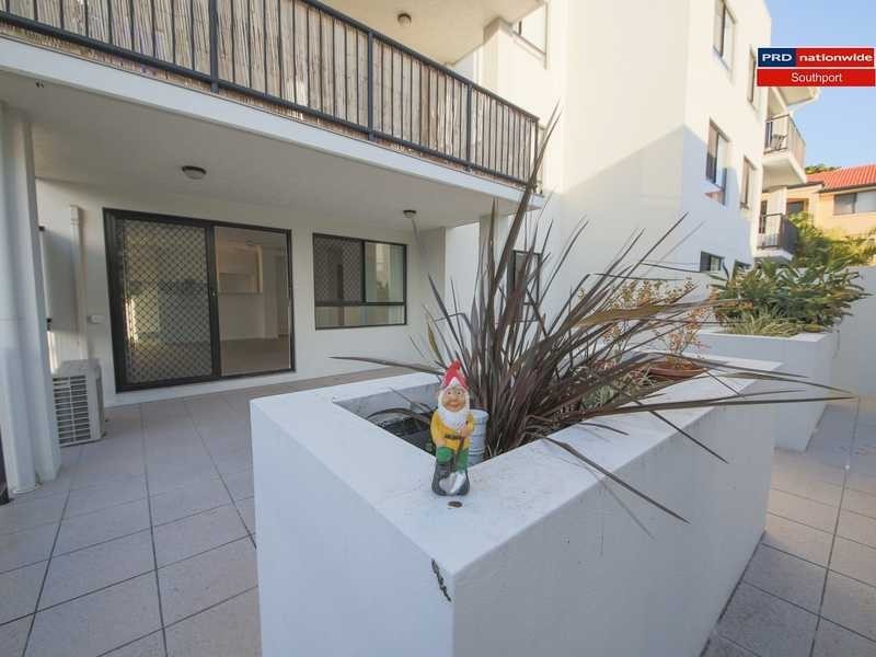 Unit 4/15-17 Lloyd Street, Southport QLD 4215