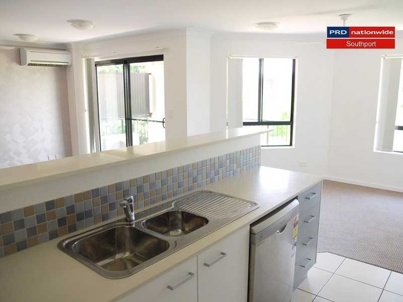 Unit 23/15-17 Lloyd Street, Southport QLD 4215