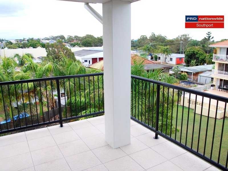 Unit 26/15 -17 Lloyd Street, Southport QLD 4215