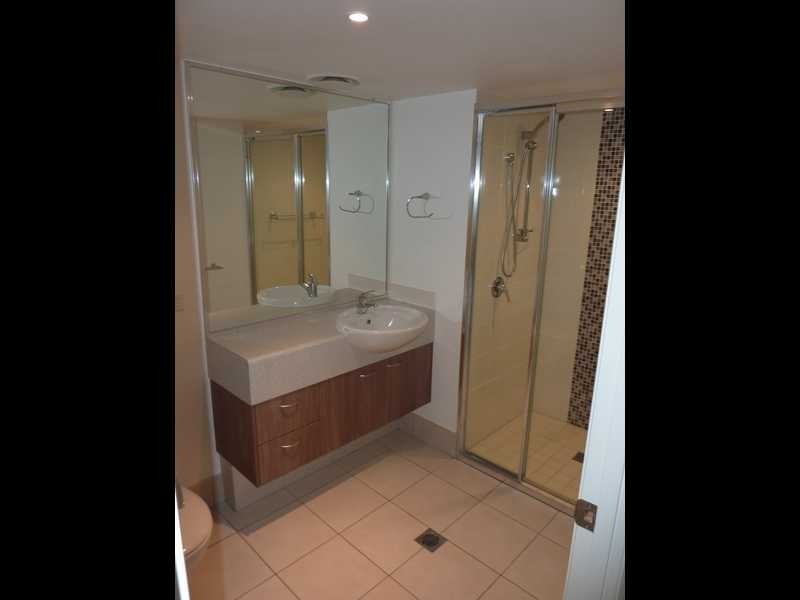 6 / 38 – 40 Johnston Street, Southport QLD 4215