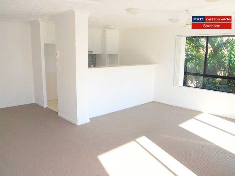 Unit 10/15-17 Lloyd Street, Southport QLD 4215