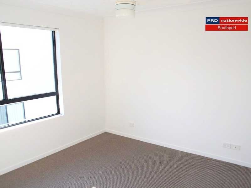 Unit 10/15-17 Lloyd Street, Southport QLD 4215