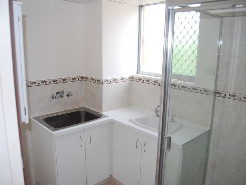 2/25 White Street, Southport QLD 4215