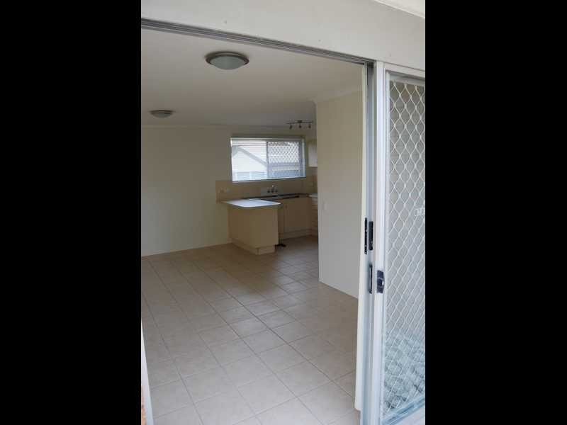 2/25 White Street, Southport QLD 4215