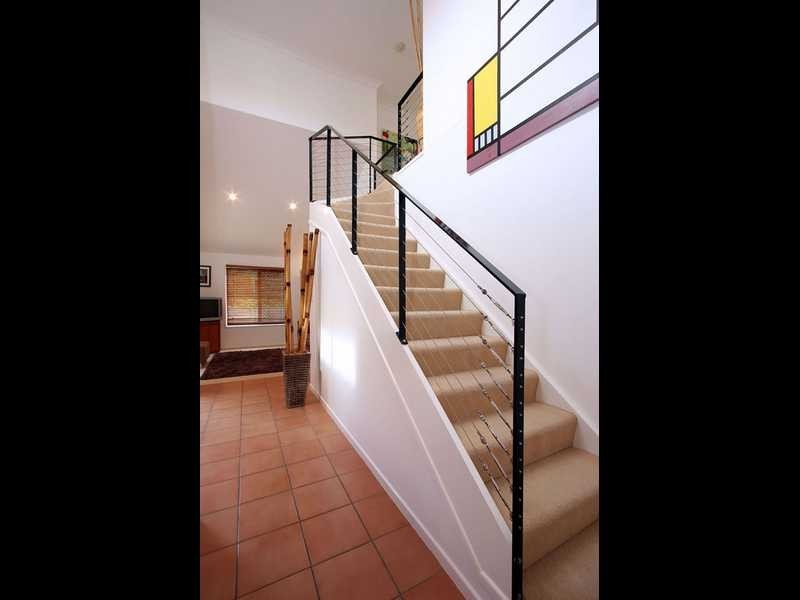 2/118 Pohlman Street, Southport QLD 4215