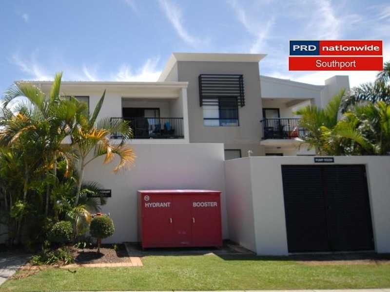Unit 2/15-17 Lloyd Street, Southport QLD 4215