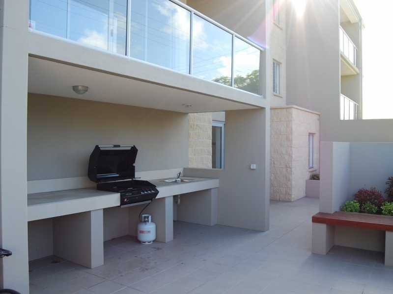 3/38-40 Johnston Street, Southport QLD 4215