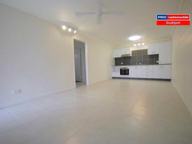 Unit 1/126 Marine Parade, Southport QLD 4215