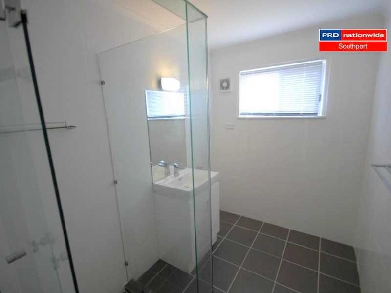 Unit 1/126 Marine Parade, Southport QLD 4215