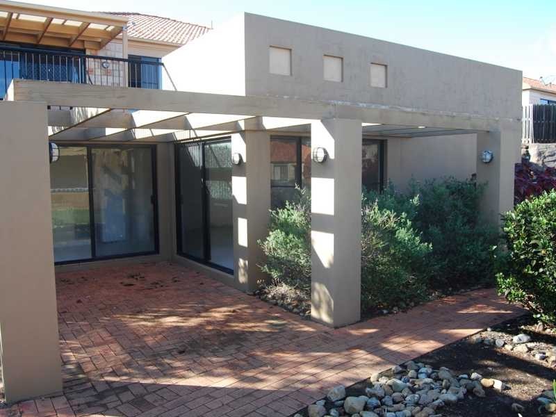 41/24 AMSONIA COURT, Arundel QLD 4214