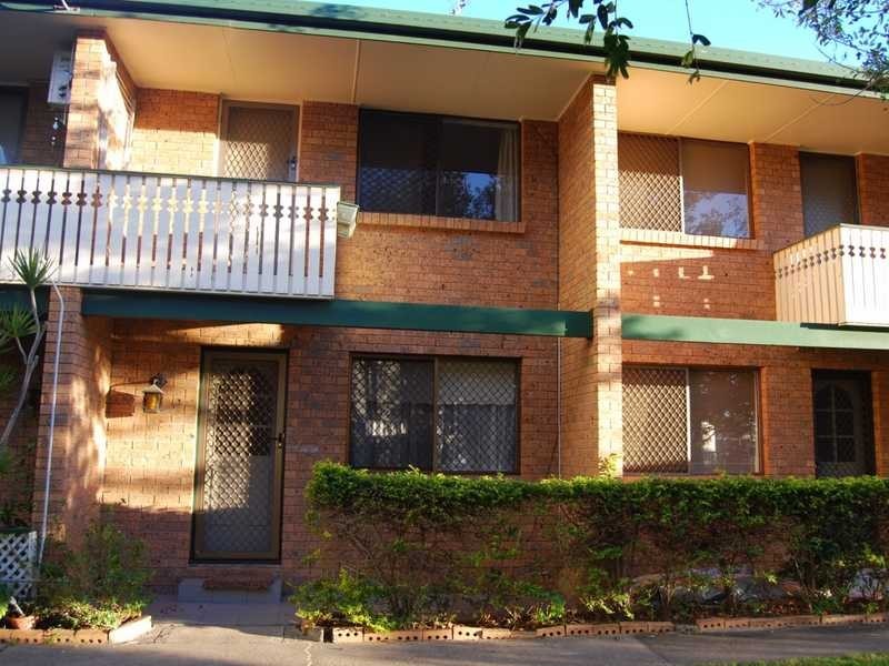 3/11 Frank Street, Labrador QLD 4215