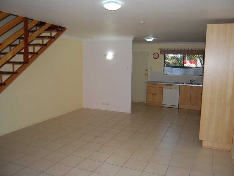 3/11 Frank Street, Labrador QLD 4215