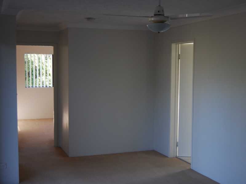 8/2 Johnston Street, Southport QLD 4215