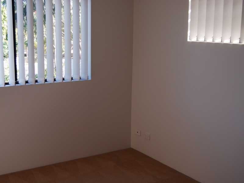 8/2 Johnston Street, Southport QLD 4215