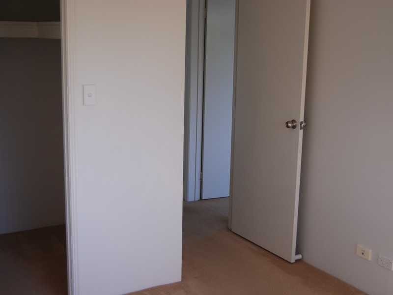 8/2 Johnston Street, Southport QLD 4215