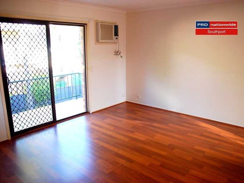 Unit 5/15 Baker Avenue, Labrador QLD 4215