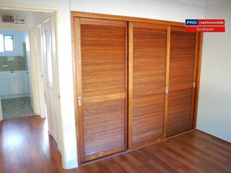 Unit 5/15 Baker Avenue, Labrador QLD 4215