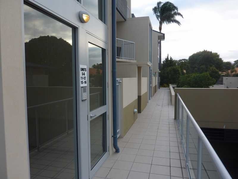 12/8-12 Proud Street, Labrador QLD 4215