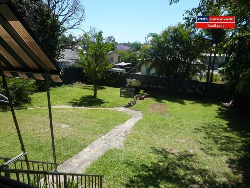 115 Falconer Street, Southport QLD 4215