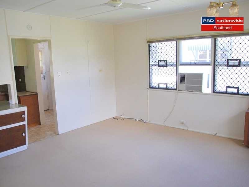 115 Falconer Street, Southport QLD 4215