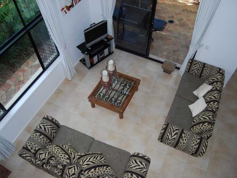 8/65 Benowa Road, Southport QLD 4215