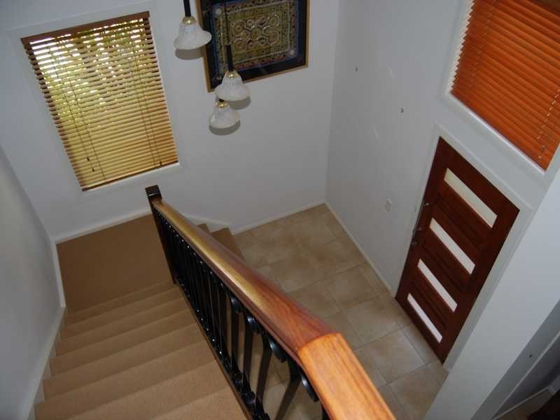 8/65 Benowa Road, Southport QLD 4215