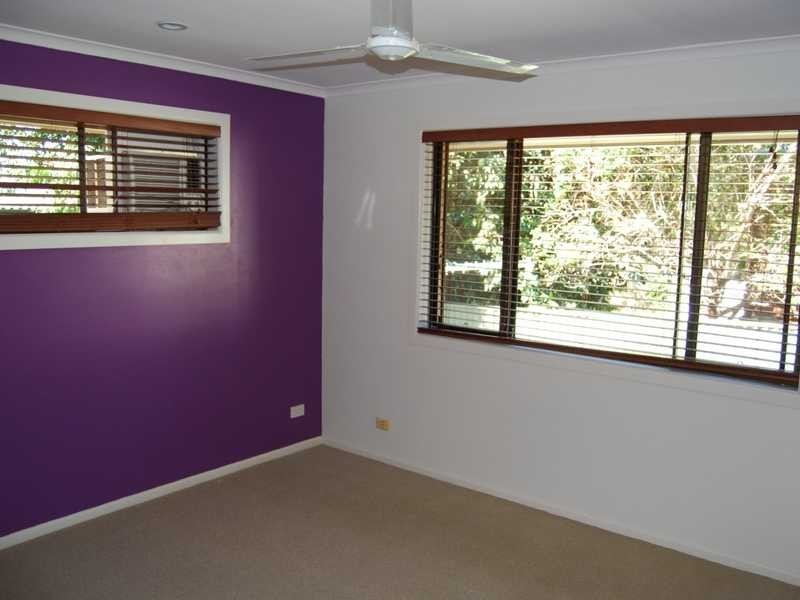 81 Kumbari Close, Southport QLD 4215