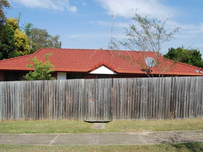 81 Kumbari Close, Southport QLD 4215