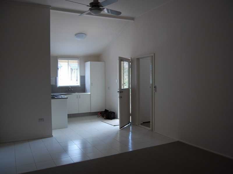 7/126 Marine Parade, Southport QLD 4215