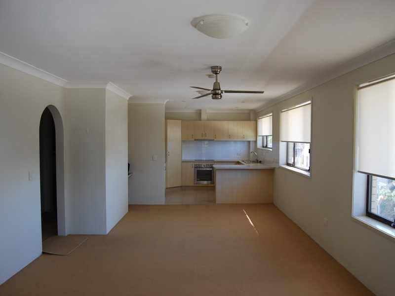 5 / 228 Marine Parade ‘Myuna Lodge’, Labrador QLD 4215