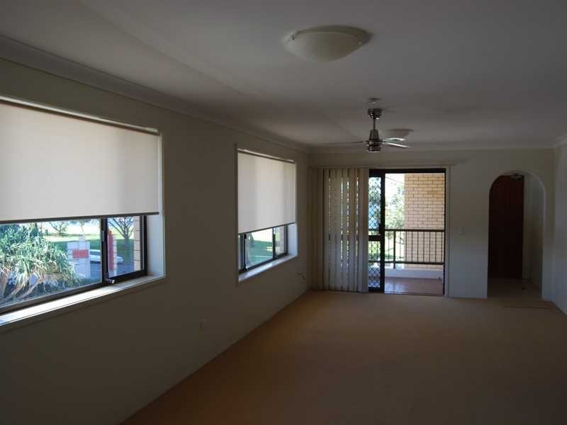 5 / 228 Marine Parade ‘Myuna Lodge’, Labrador QLD 4215