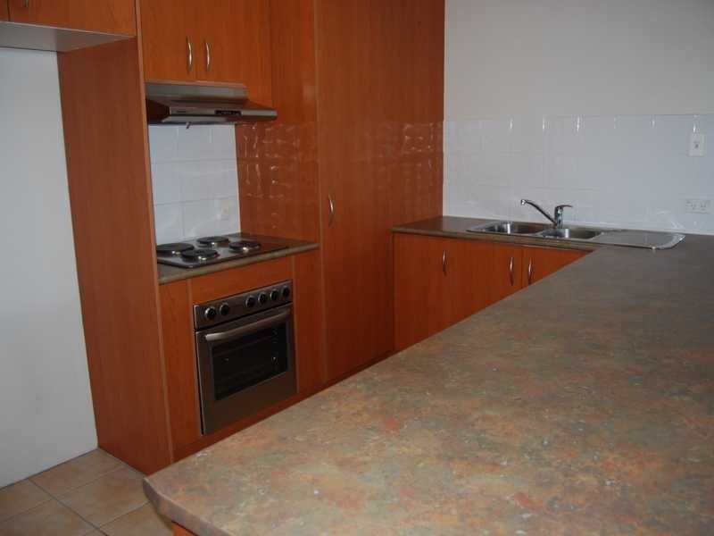 6/25 Walton Street, Southport QLD 4215