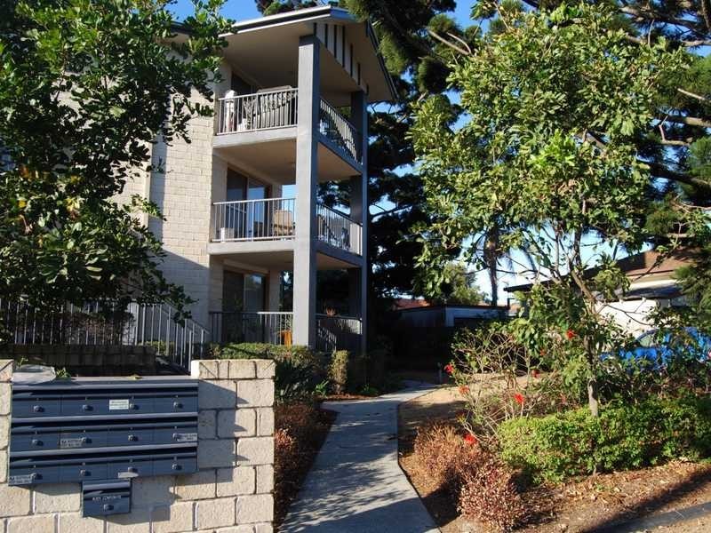 6/25 Walton Street, Southport QLD 4215