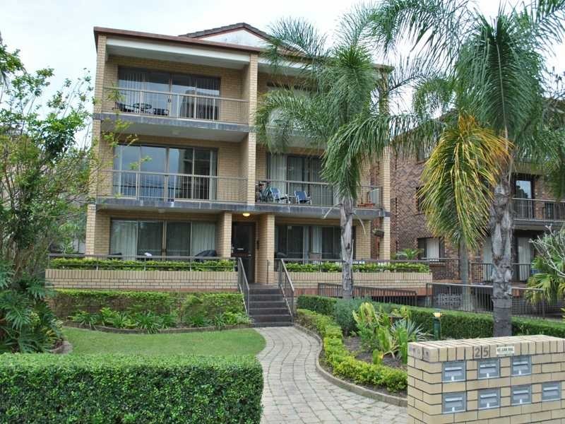 5 / 25 Armrick, Broadbeach QLD 4218