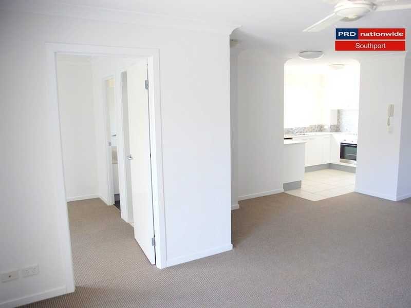 Unit 11/15-17 Lloyd Street, Southport QLD 4215