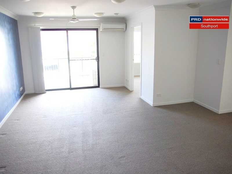 Unit 11/15-17 Lloyd Street, Southport QLD 4215